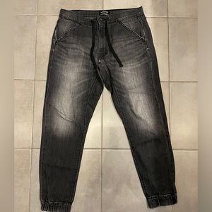 Men’s Levi Joggers